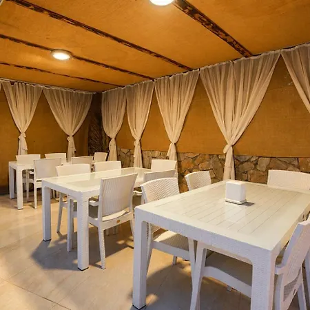Meryam Deluxe 4* Side