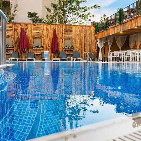 Meryam Deluxe Panzió