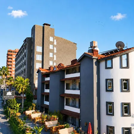 Meryam Deluxe Panzió 4*