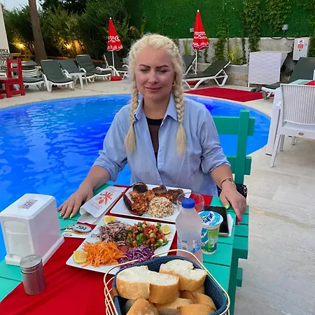 Meryam Deluxe 3* Сиде